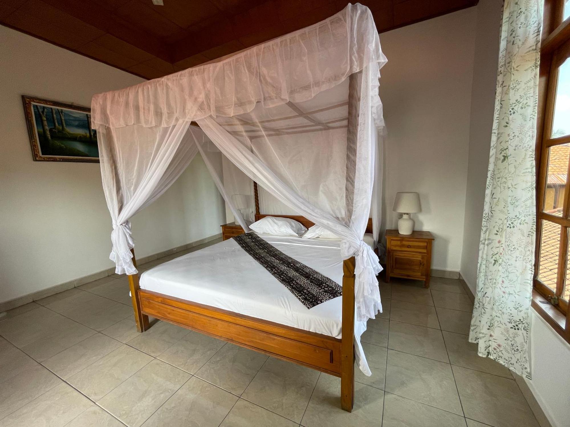 Kubu Elsa Bali Hotel Lovina Exterior foto