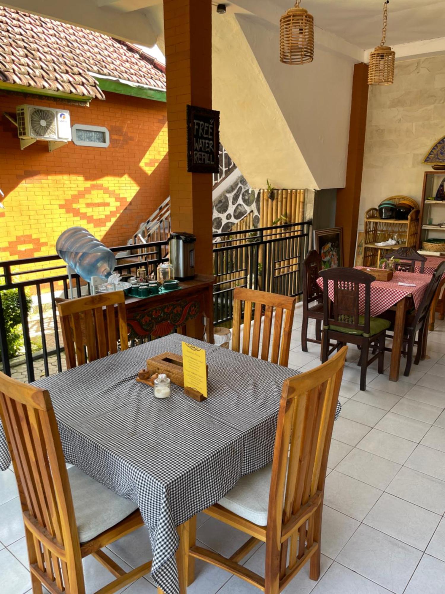 Kubu Elsa Bali Hotel Lovina Exterior foto